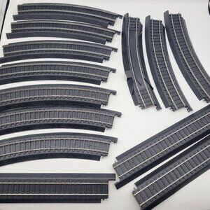 Life Like Trains  Power-LOC HO Scale E-Z Track Curved, Straight Track Lot 13